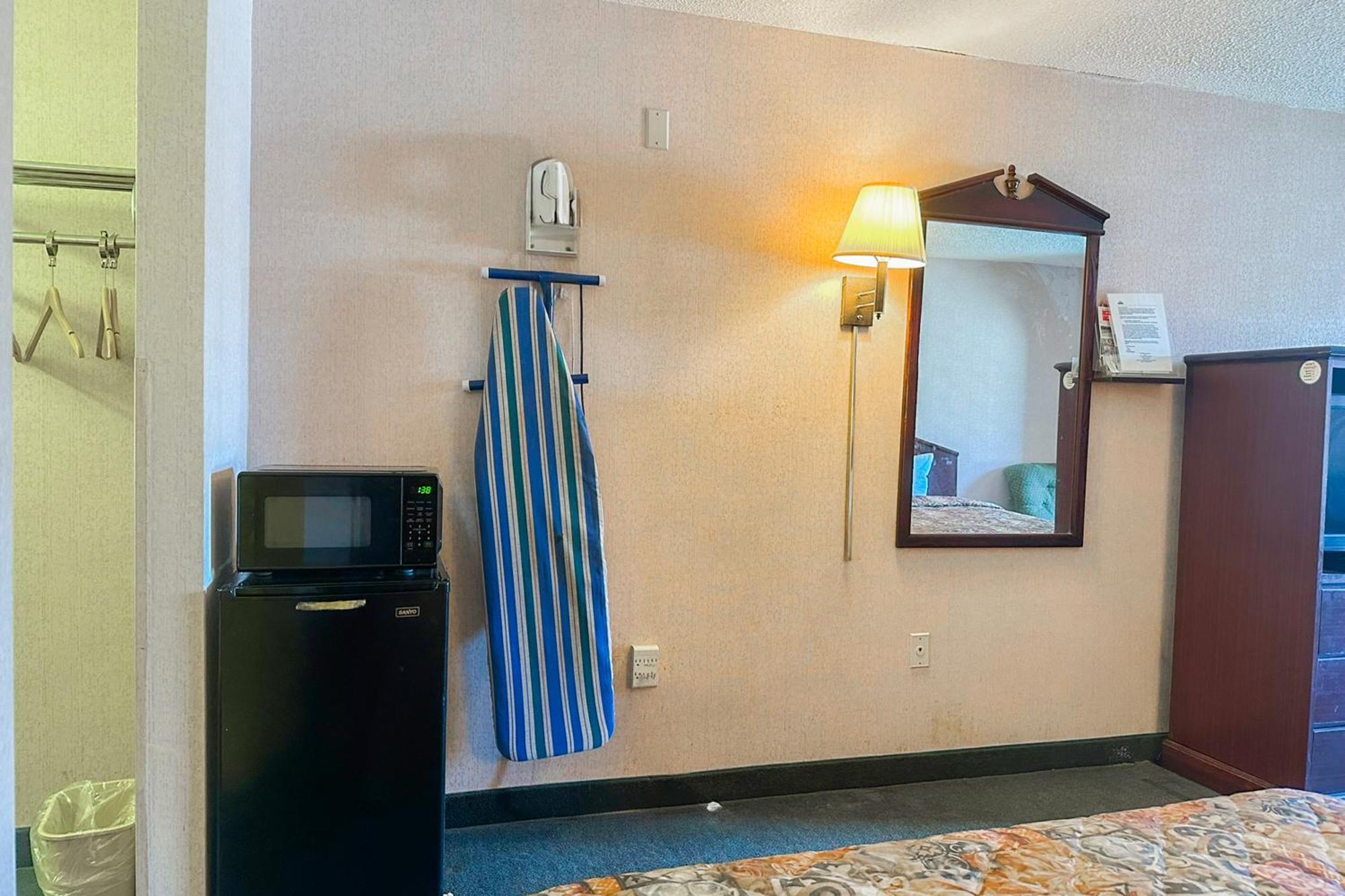 Oyo Hotel East Macon I-75 Exterior foto